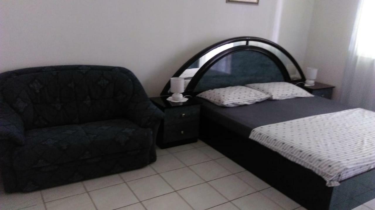 Apartman Lana Zablaće Buitenkant foto