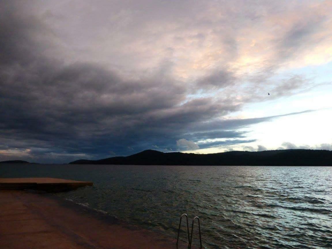Apartman Lana Zablaće Buitenkant foto